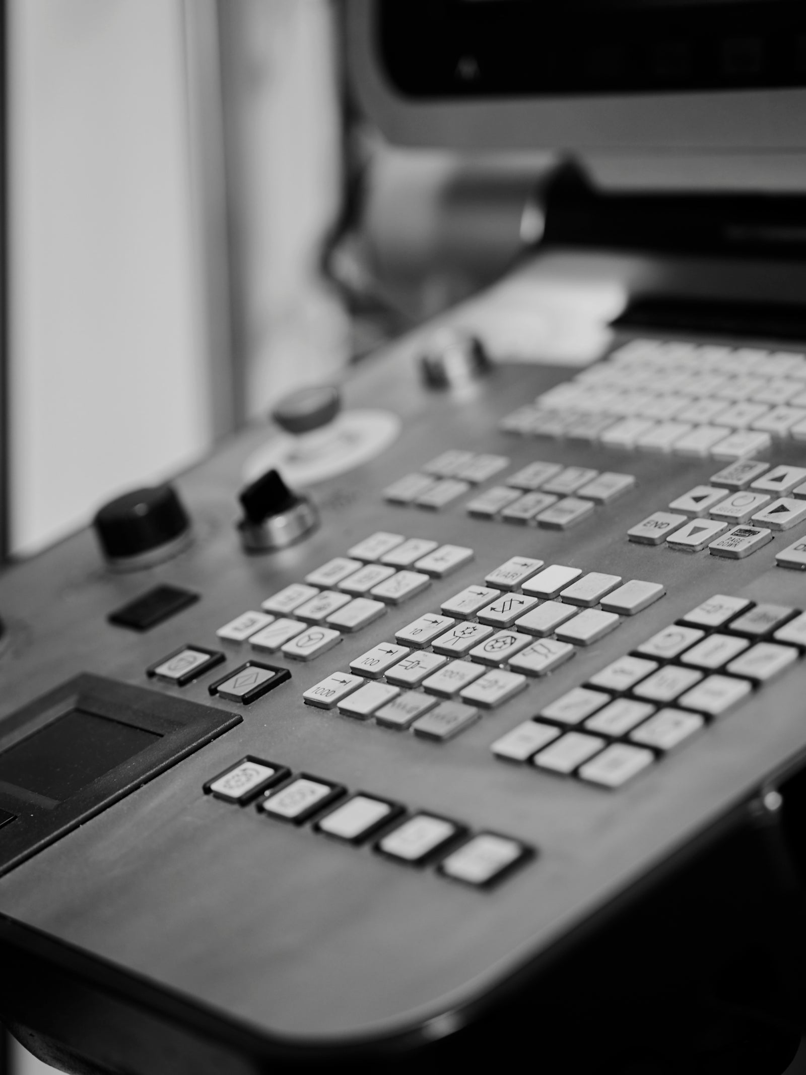 DMU 50 Panel Switches