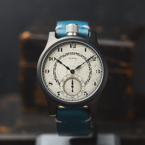 The Chicago 075 (45mm) Studio Lifestyle Image