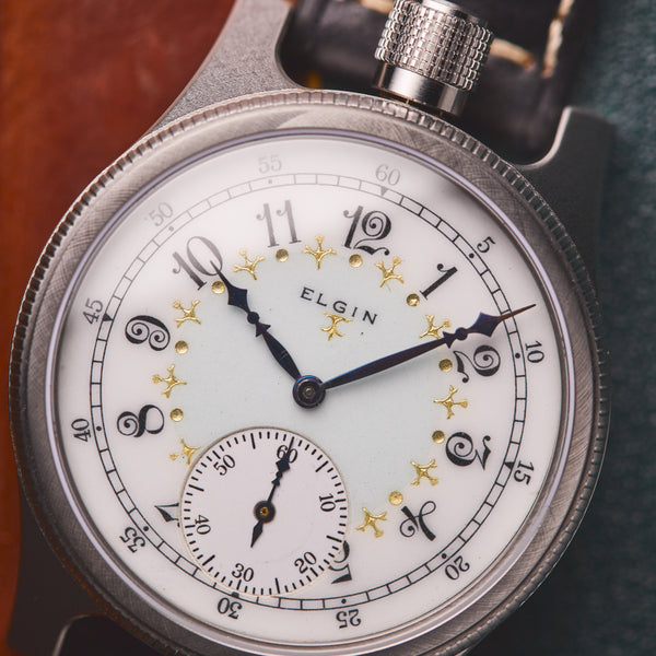 The Chicago 093 (45mm) Studio Lifestyle Image